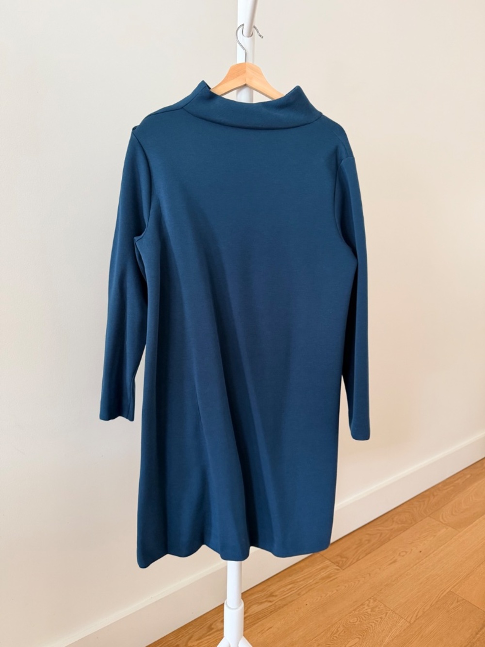 COS dress - Picture 3 of 4